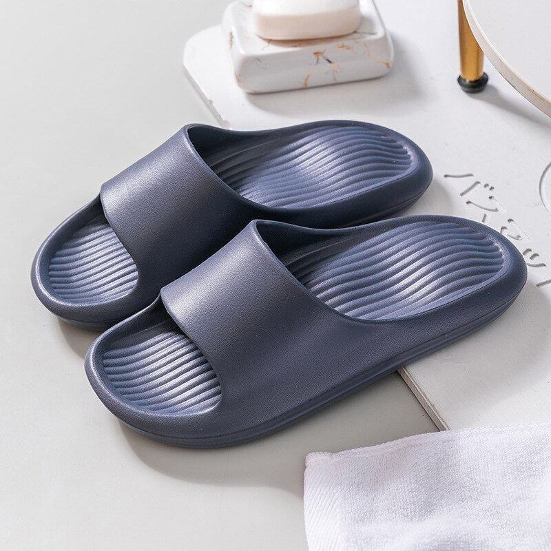 Non-Slip Wear-Resistant Thick-soled Slippers